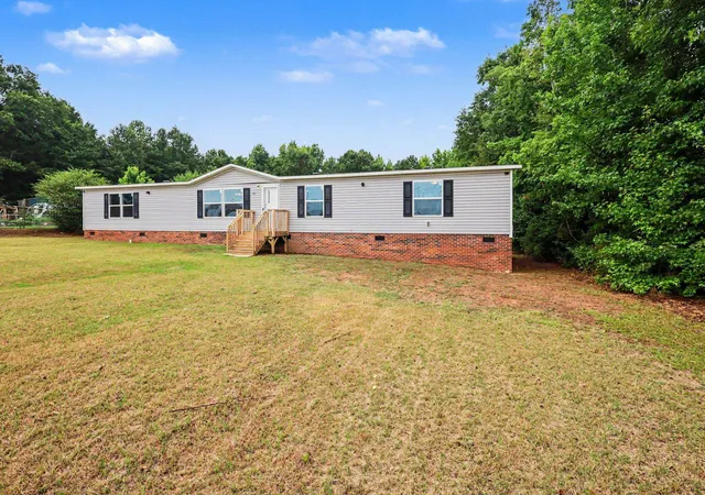 Homes for sale in Chesnee, SC | 205 Dillon St, Chesnee, SC 29323 | MLS# SPN339242