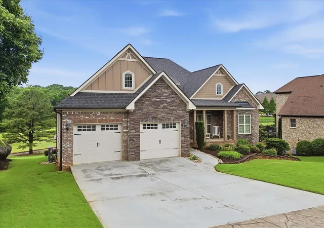 Photo 3 of Single family home for sale at 310 S Woodfin Ridge Dr, Inman, SC 29349 | MLS# SPN339261 | Listing updated on 2026-07-29