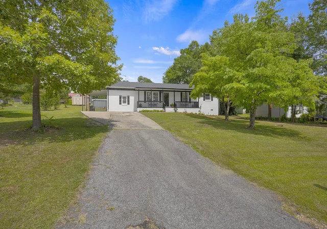 Photo 2 of Single family home for sale at 215 Camellia Cir, Gaffney, SC 29341 | MLS# SPN339262 | Listing updated on 2026-07-11
