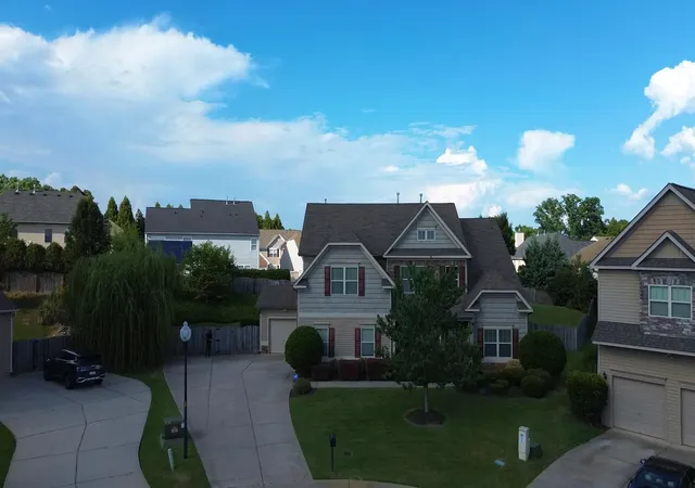 Photo 3 of Single family home for sale at 10 Sheldrake Pl, Simpsonville, SC 29681 | MLS# SPN339272 | Listing updated on 2026-10-20