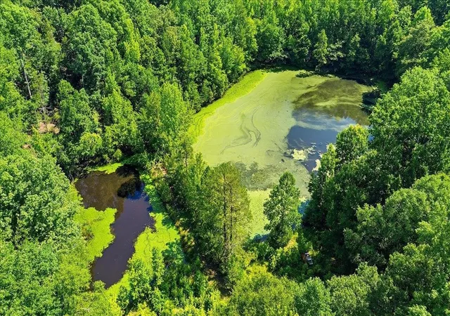 12th image of 3006 Harris Bridge Rd, Woodruff, SC 29388 | MLS# SPN339281