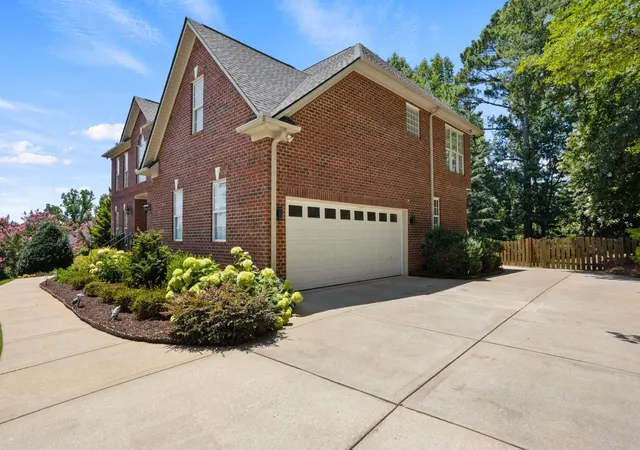 Homes for sale in Duncan, SC | 112 Scarlett Dr, Duncan, SC 29334 | MLS# SPN339296