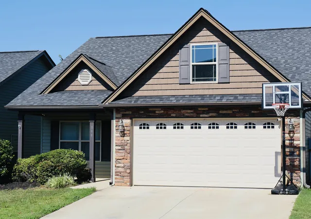 Homes for sale in Boiling Springs, SC | 399 Aniken Cir, Boiling Springs, SC 29316 | MLS# SPN339298