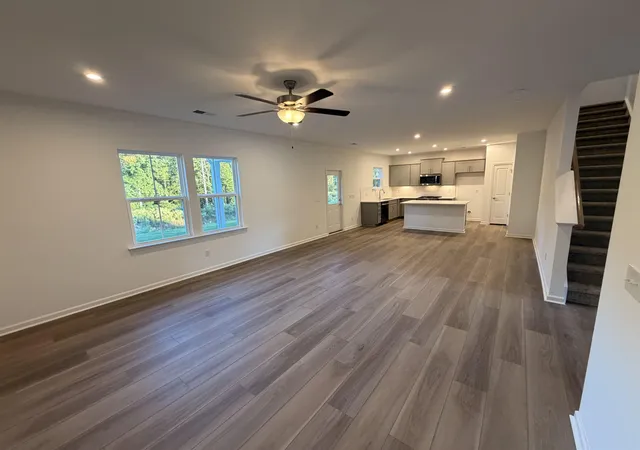 Photo 3 of Single family home for sale at 1450 Willow Ridge Way, Spartanburg, SC | MLS# SPN339307 | Listing updated on 2026-10-20
