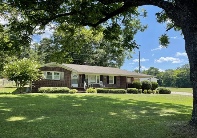 Homes for sale in Enoree, SC | 13359 Hwy 221, Enoree, SC 29335 | MLS# SPN339310
