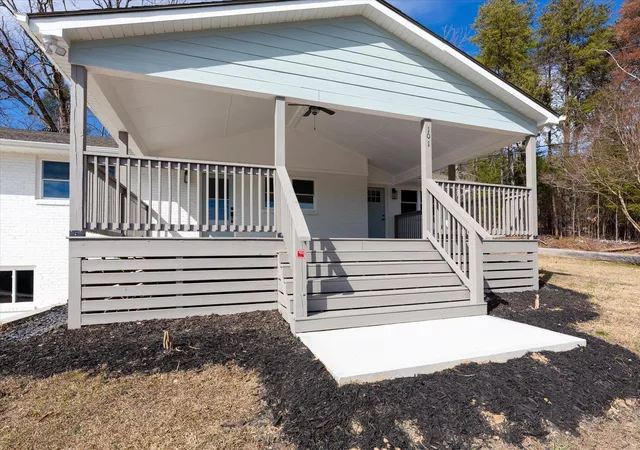 1st image of 101 Fairview Dr, Greenville, SC 29609 | MLS# SPN339327