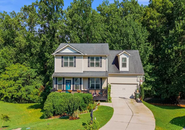 1st image of 212 Dayside Ct, Greer, SC 29651 | MLS# SPN339329
