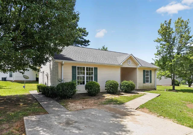 Photo 2 of Sale Pending at 1841 Tamara Way, Spartanburg, SC 29301 | MLS# SPN339330 | Listing updated on 2026-09-08