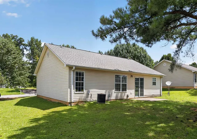 Photo 3 of Sale Pending at 1841 Tamara Way, Spartanburg, SC 29301 | MLS# SPN339330 | Listing updated on 2026-09-08