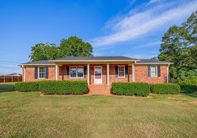 Photo 1 of Sale Pending at 1326 Mount Zion Rd, Spartanburg, SC 29303 | MLS# SPN339340 | Listing updated on 2026-08-26