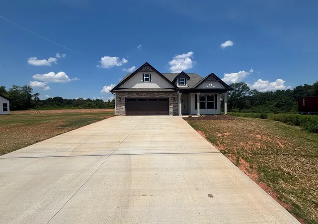 Photo 2 of Single family home for sale at 1460 Pleasant School Rd, Gaffney, SC 29341 | MLS# SPN339346 | Listing updated on 2026-07-18
