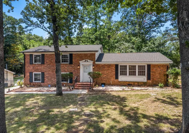Homes for sale in Greenville, SC | 834 Pine Creek Dr, Greenville, SC 29605 | MLS# SPN339354