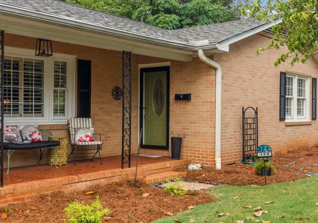 Photo 4 of Single family home for sale at 120 Cart Dr, Spartanburg, SC 29307 | MLS# SPN339362 | Listing updated on 2026-09-06