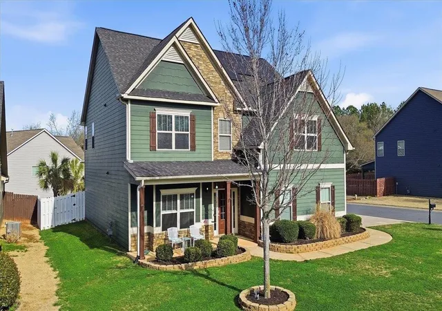 Photo 2 of Single family home for sale at 405 Shafer Ct, Spartanburg, SC 29301 | MLS# SPN339392 | Listing updated on 2026-08-12
