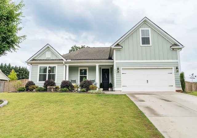 Photo 1 of Single family home for sale at 831 Orchard Valley Ln, Boiling Springs, SC 29316 | MLS# SPN339413 | Listing updated on 2026-08-13