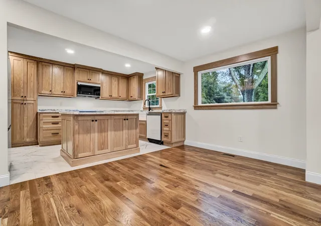 Photo 5 of Single family home for sale at 2141 Mayo Rd, Cowpens, SC 29330 | MLS# SPN339425 | Listing updated on 2026-08-21