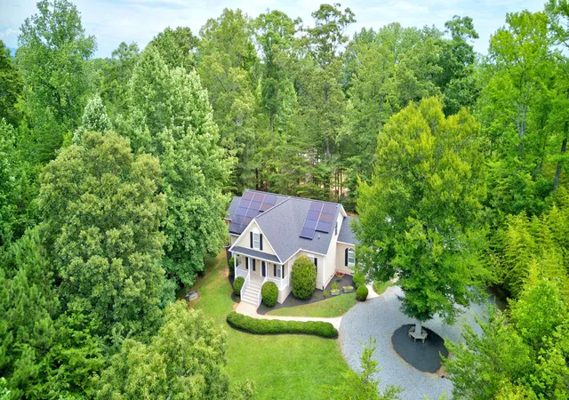 Photo 3 of Single family home for sale at 748 N Elm Ave, Landrum, SC 29356 | MLS# SPN339432 | Listing updated on 2026-08-19