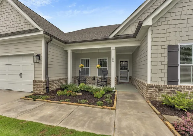 Homes for sale in Fountain Inn, SC | 408 Wood Mist Ln, Fountain Inn, SC 29644 | MLS# SPN339435