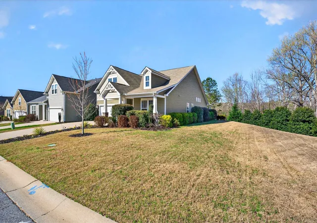 Photo 3 of Sale Pending at 402 Vestry Pl, Moore, SC 29369 | MLS# SPN339436 | Listing updated on 2026-09-09