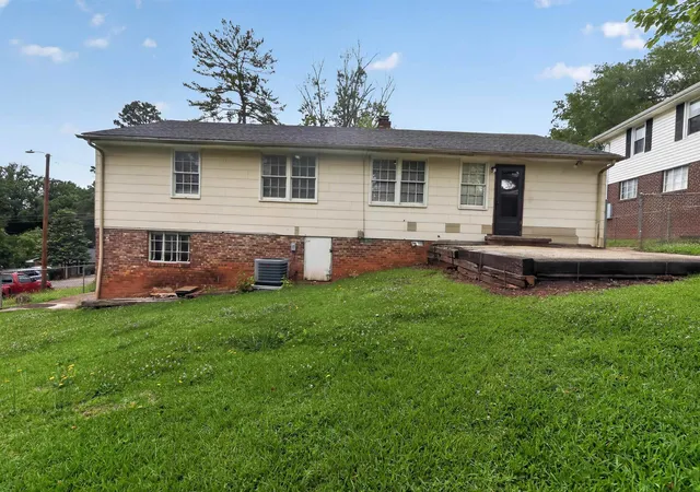 Homes for sale in Greenville, SC | 22 Westbrook Ln, Greenville, SC 29605 | MLS# SPN339439