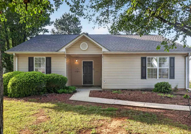 Homes for sale in Spartanburg, SC | 526 Lavendula St, Spartanburg, SC 29301 | MLS# SPN339443