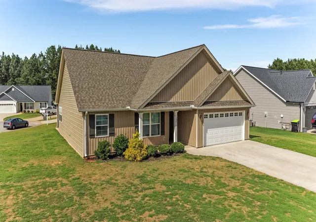 Homes for sale in Lyman, SC | 124 Lily Wy, Lyman, SC 29365 | MLS# SPN339450