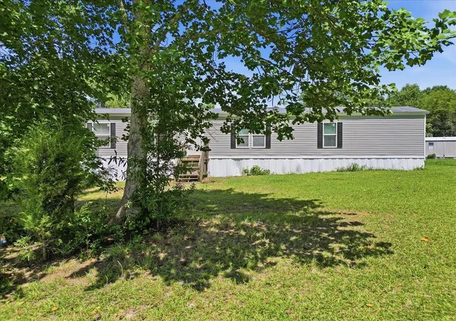 Photo 1 of Manufactured home for sale at 215 Tapp Cir, Lyman, SC 29365 | MLS# SPN339527 | Listing updated on 2026-09-05