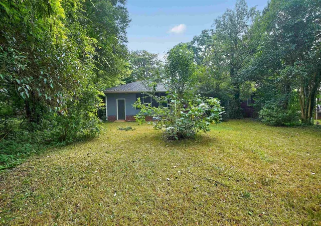 Photo 4 of Sale Pending at 2403 Lane Ave, Anderson, SC 29621 | MLS# SPN339540 | Listing updated on 2026-10-26