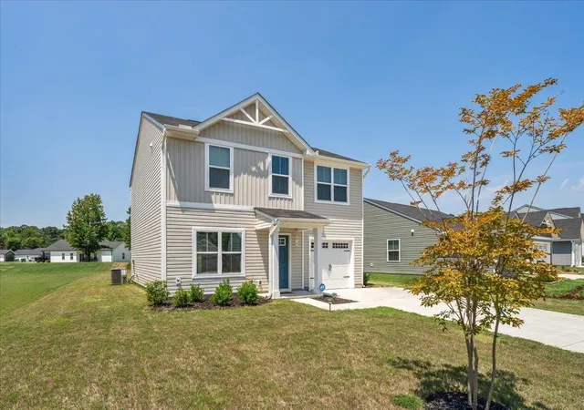 2nd image of 216 Highland Station Dr, Clinton, SC 29325 | MLS# SPN339648