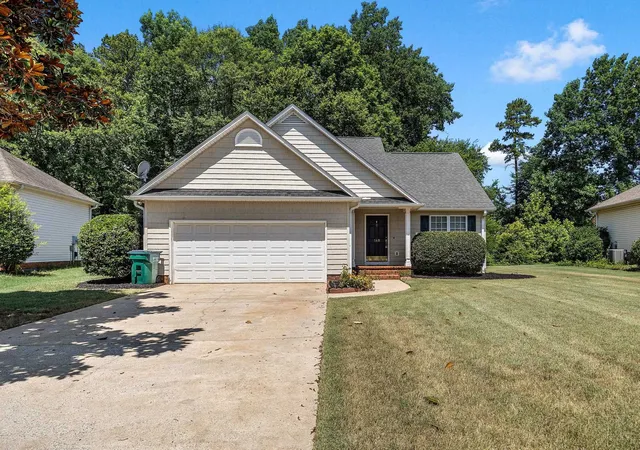 Photo 2 of Single family home for sale at 149 Kingsley Park Dr, Moore, SC 29369 | MLS# SPN339662 | Listing updated on 2026-09-07