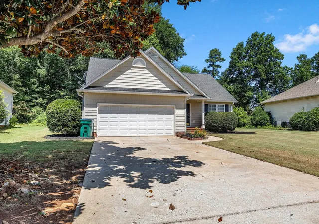 Photo 3 of Single family home for sale at 149 Kingsley Park Dr, Moore, SC 29369 | MLS# SPN339662 | Listing updated on 2026-09-07