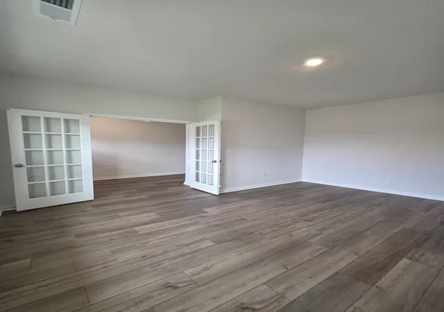 Photo 3 of Single family home for sale at 443 Dodger Ave, Chesnee, SC 29323 | MLS# SPN339690 | Listing updated on 2026-09-27