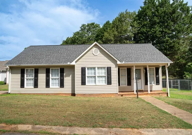 Photo 1 of Single family home for sale at 314 Brianna Dr, Boiling Springs, SC 29316 | MLS# SPN339703 | Listing updated on 2026-09-13