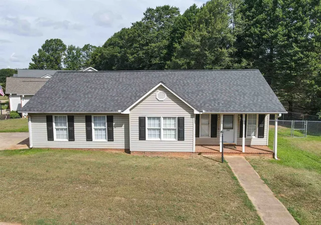 Single family home for sale at 314 Brianna Dr, Boiling Springs, SC 29316 | MLS# SPN339703