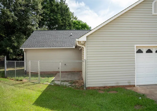 Photo 2 of Single family home for sale at 314 Brianna Dr, Boiling Springs, SC 29316 | MLS# SPN339703 | Listing updated on 2026-10-20