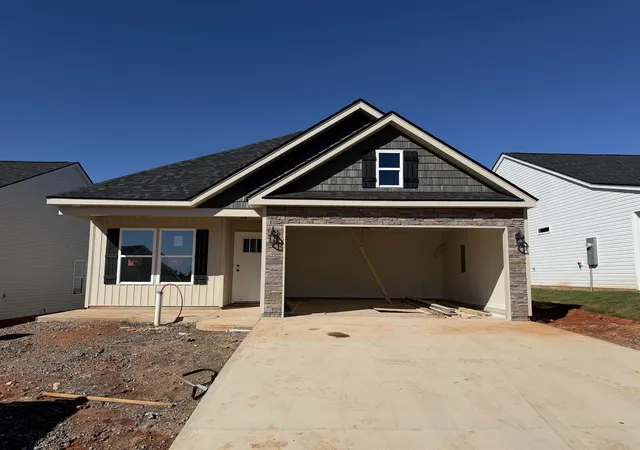 Photo 1 of Single family home for sale at 1724 Spruce Knoll St, Spartanburg, SC 29303 | MLS# SPN339707 | Listing updated on 2026-09-27