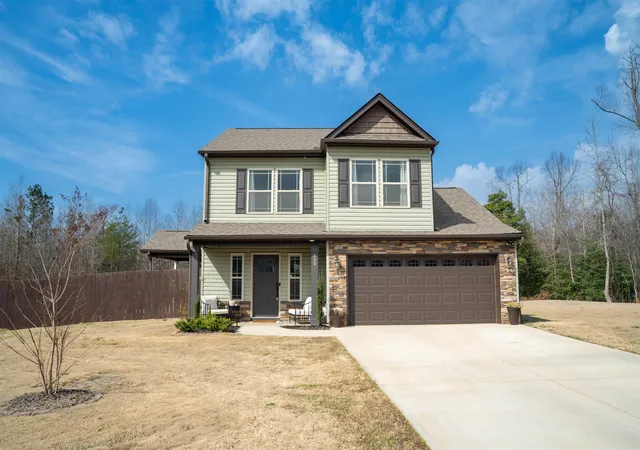 Photo 3 of Sale Pending at 430 Bud Farmer Pl, Inman, SC 29349 | MLS# SPN339757 | Listing updated on 2026-09-22