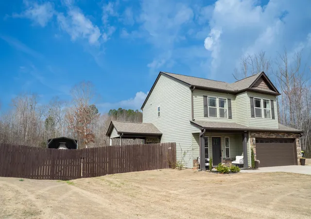 Photo 3 of Sale Pending at 430 Bud Farmer Pl, Inman, SC 29349 | MLS# SPN339757 | Listing updated on 2026-09-22