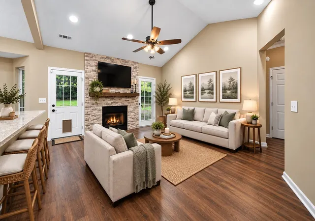 Photo 3 of Single family home for sale at 529 Fox Hurst Ct, Moore, SC 29369 | MLS# SPN339773 | Listing updated on 2026-09-17