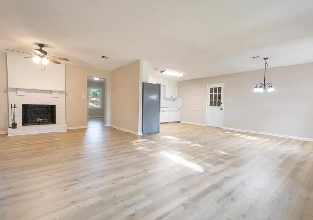 Photo 2 of Single family home for sale at 220 River Forest Dr, Boiling Springs, SC 29316 | MLS# SPN339790 | Listing updated on 2026-09-23