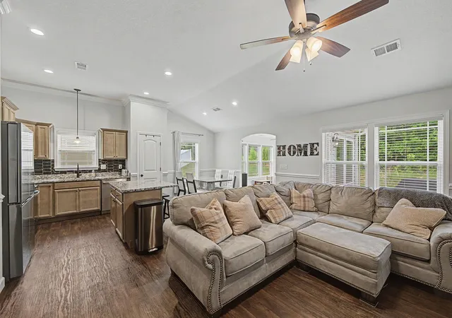Photo 2 of Sale Pending at 464 Timberwood Dr, Woodruff, SC 29388 | MLS# SPN339824 | Listing updated on 2026-09-17