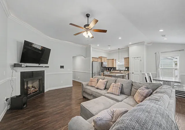 Photo 3 of Sale Pending at 464 Timberwood Dr, Woodruff, SC 29388 | MLS# SPN339824 | Listing updated on 2026-09-17