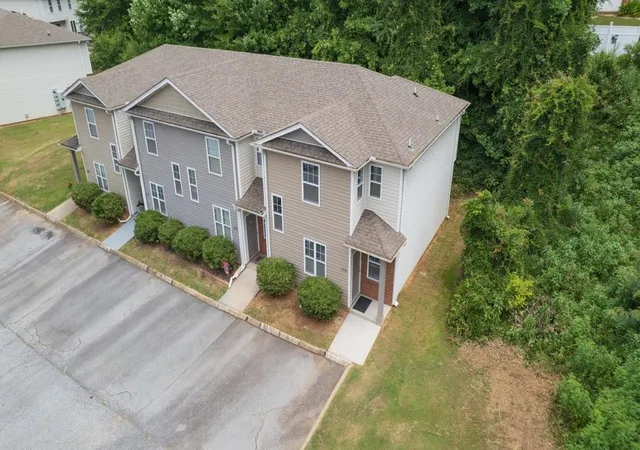 Photo 3 of Townhouse for sale at 115 Huntress Dr, Greer, SC 29651 | MLS# SPN339842 | Listing updated on 2026-09-19
