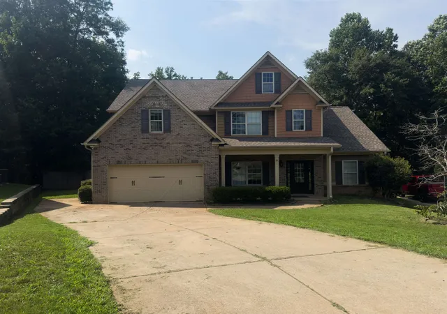 Photo 3 of Single family home for sale at 611 Pinery Ln, Duncan, SC 29334 | MLS# SPN339996 | Listing updated on 2026-09-05