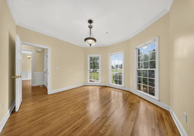 Photo 4 of Single family home for sale at 335 Benford Dr, Boiling Springs, SC 29316 | MLS# SPN339998 | Listing updated on 2026-09-24
