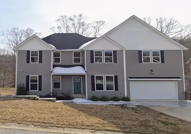 Photo 1 of Single family home for sale at 711 Rockcliff St, Greenville, SC 29617 | MLS# SPN340047 | Listing updated on 2026-10-17