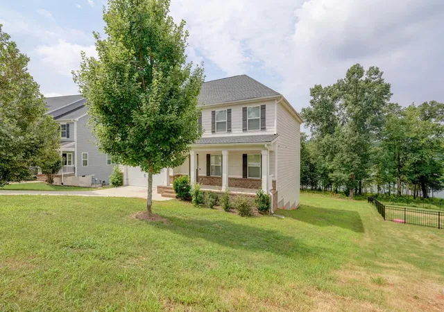 Photo 3 of Single family home for sale at 210 Rushing Waters Dr, Inman, SC 29349 | MLS# SPN340053 | Listing updated on 2026-09-03