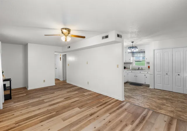 Photo 3 of Sale Pending at 114 Blueberry Ln, Inman, SC 29349 | MLS# SPN340097 | Listing updated on 2026-09-10