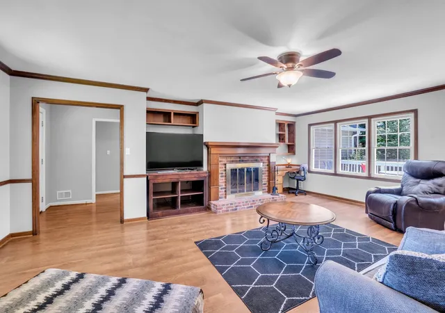 Photo 4 of Single family home for sale at 180 Winchester Dr, Roebuck, SC 29376 | MLS# SPN340130 | Listing updated on 2026-09-23