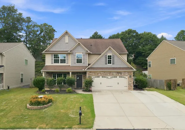 Photo 2 of Single family home for sale at 186 Chandler Crst Ct, Greer, SC 29651 | MLS# SPN340203 | Listing updated on 2026-10-01